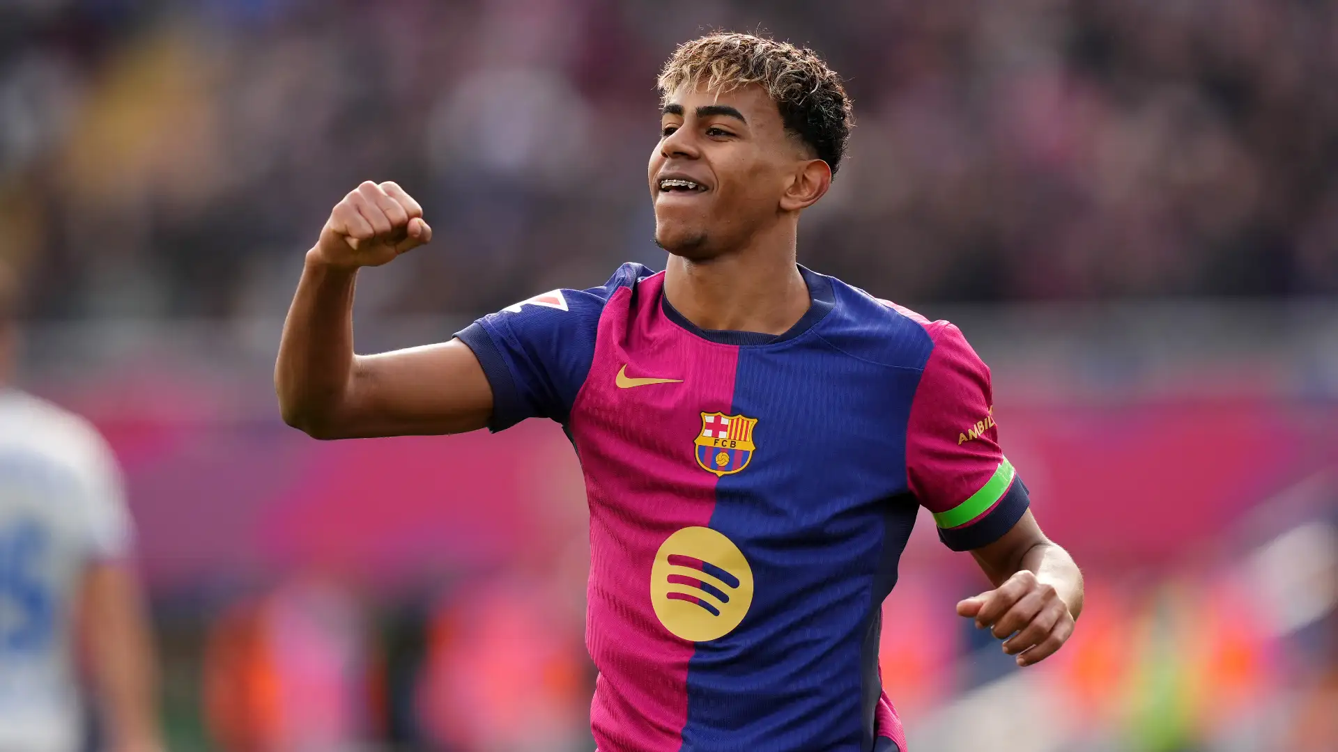برشلونة يسعى لتجنب تكرار سيناريو ميسي مع لامين يامال